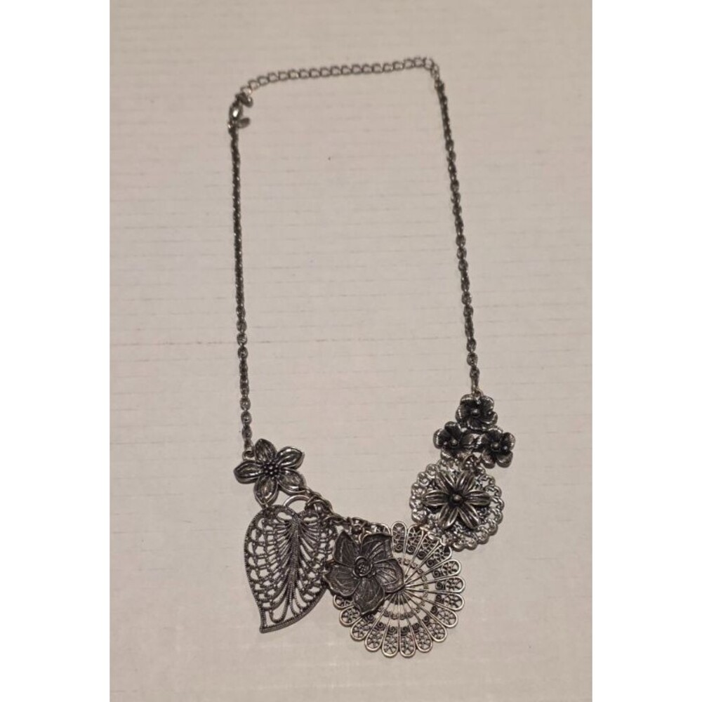 Premier Designs Botanical Flower Silver Tone 16" - 20" Statement Bib Necklace